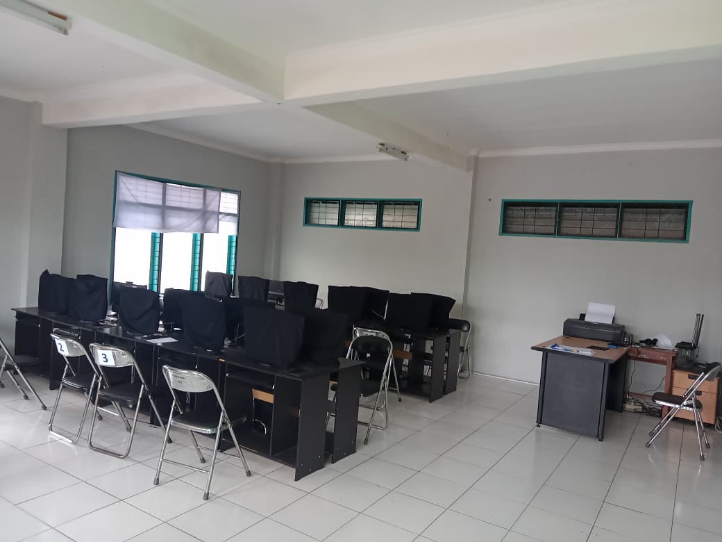 Laboratorium Jaringan Komputer & Fiber Optic (TKJ)