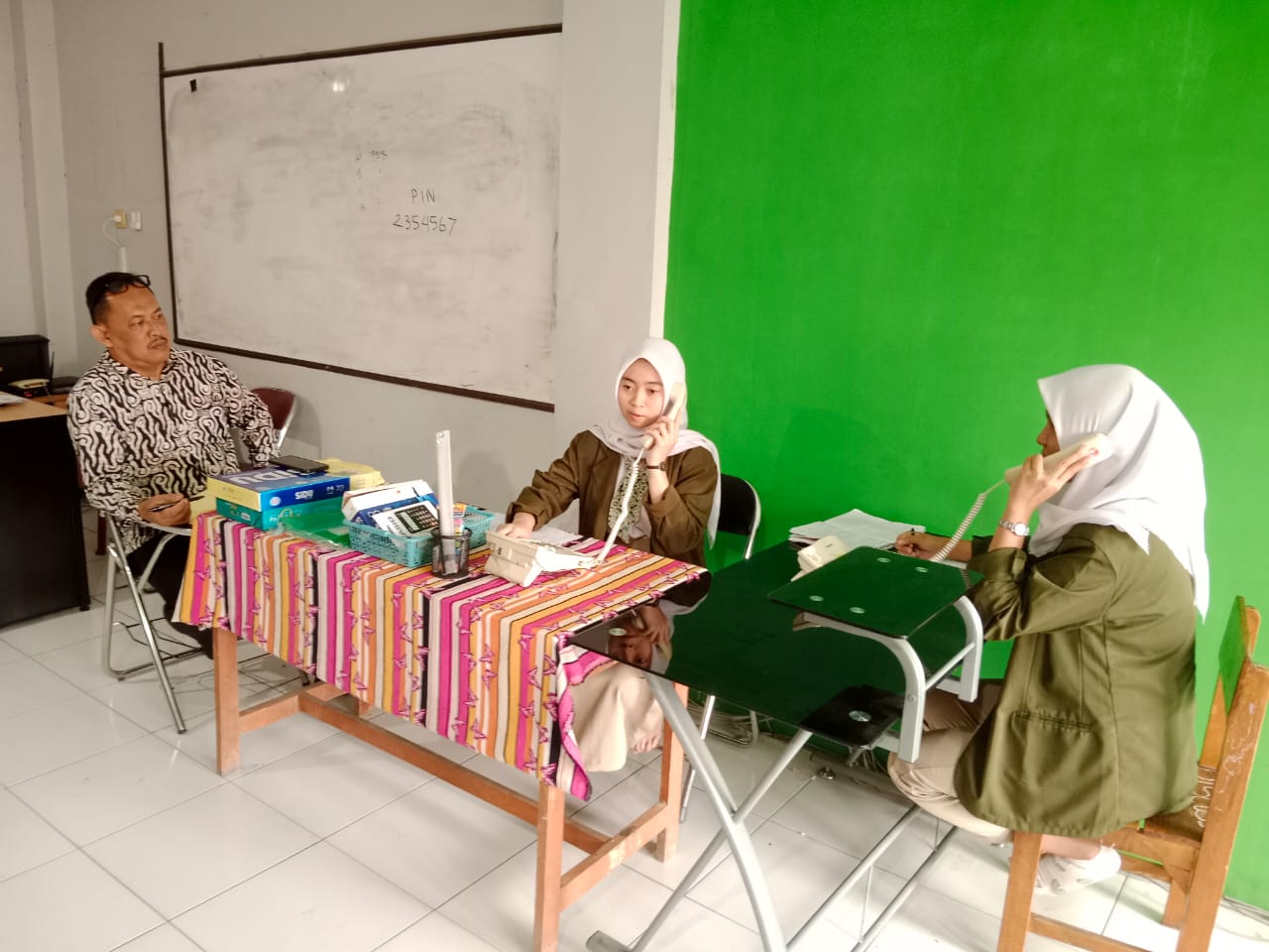 Ruang Simulasi Perkantoran Modern (MPLB)