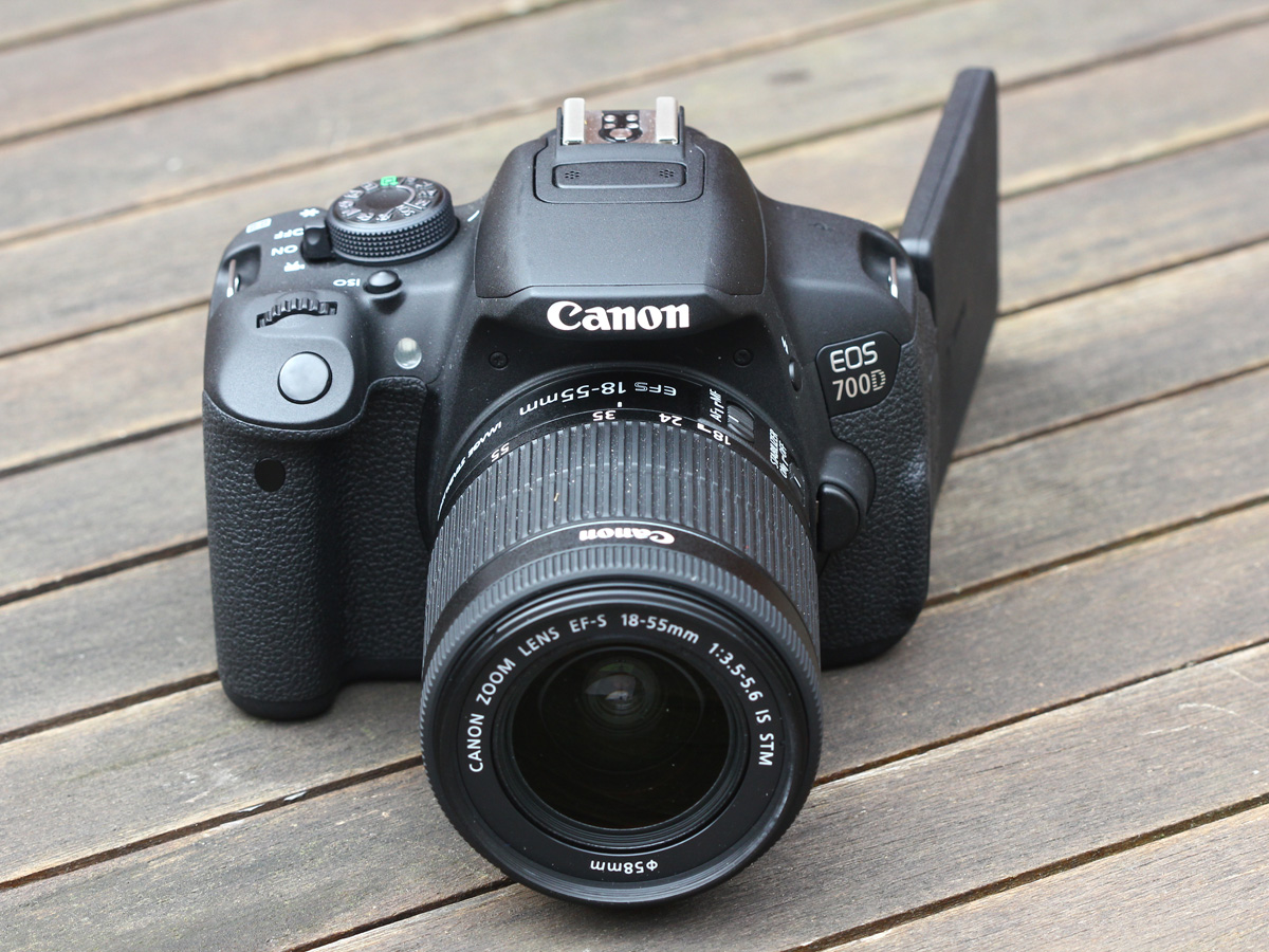 Kamera DSLR Canon EOS 90D Kit